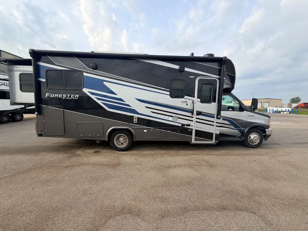 2023 Forest River Forester Classic 2501TS - Photo 2