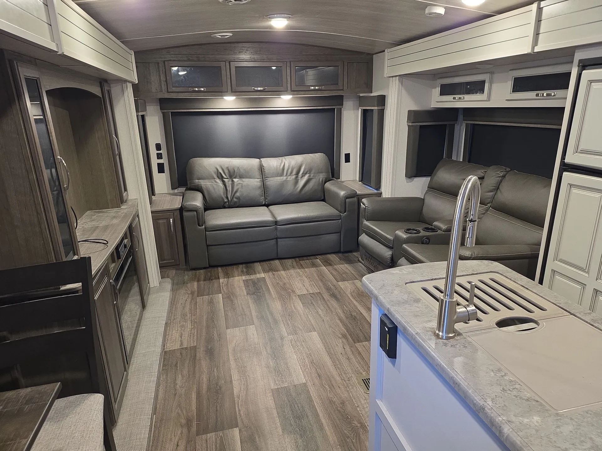 2022 Keystone Cougar Half-Ton 29RLKWE — living area main