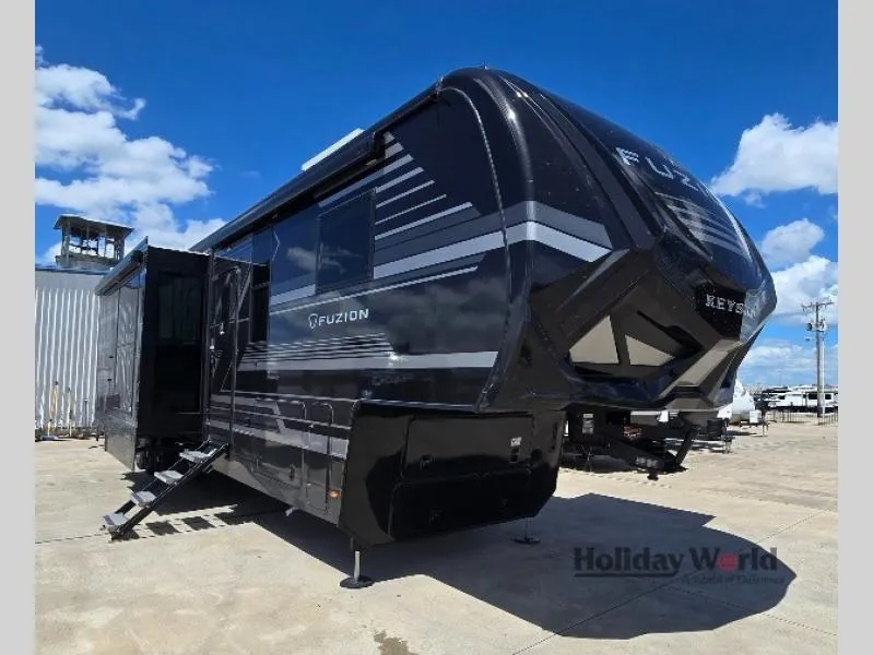 2026 Keystone Fuzion 432 - Main photo
