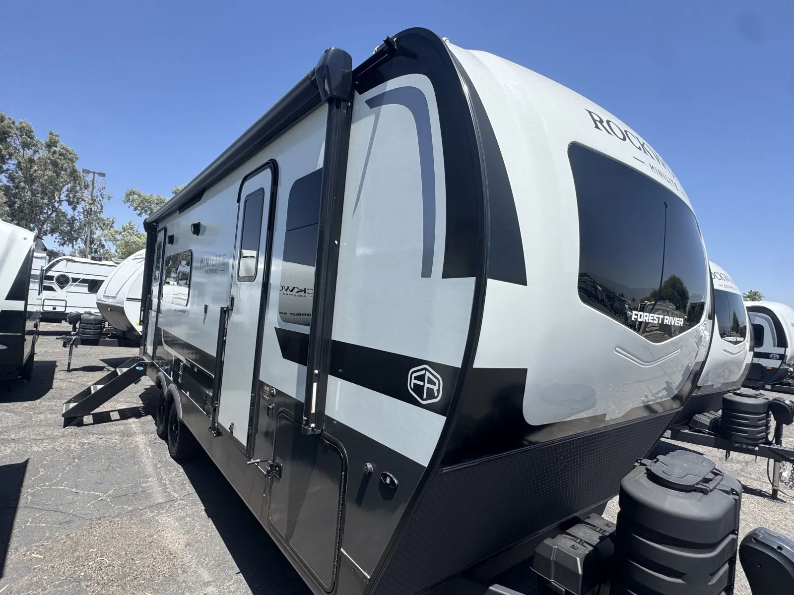 2026 Forest River Rockwood Mini Lite 2515S - Photo 2