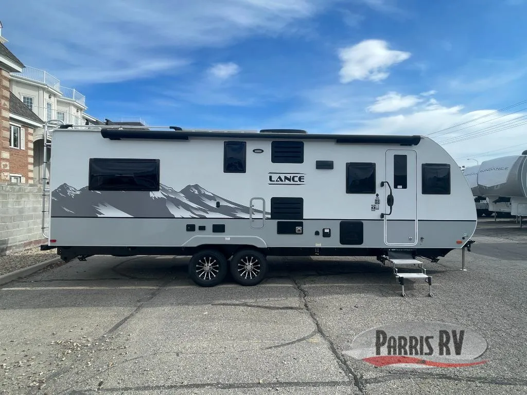 2026 Lance Lance Travel Trailers 2465 - Photo 4