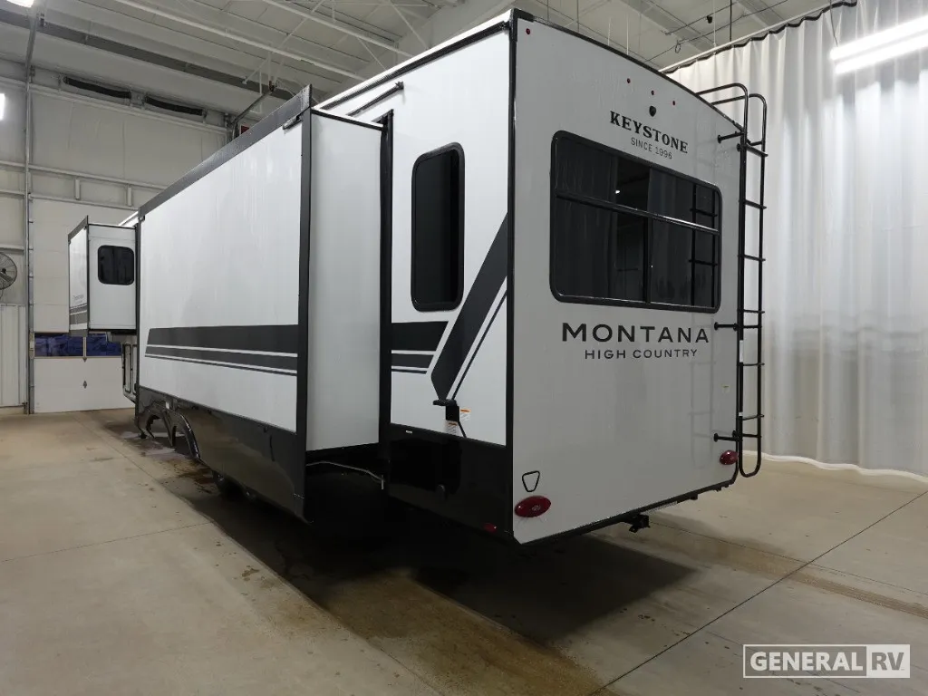 2026 Keystone Montana High Country 331RL - Photo 4