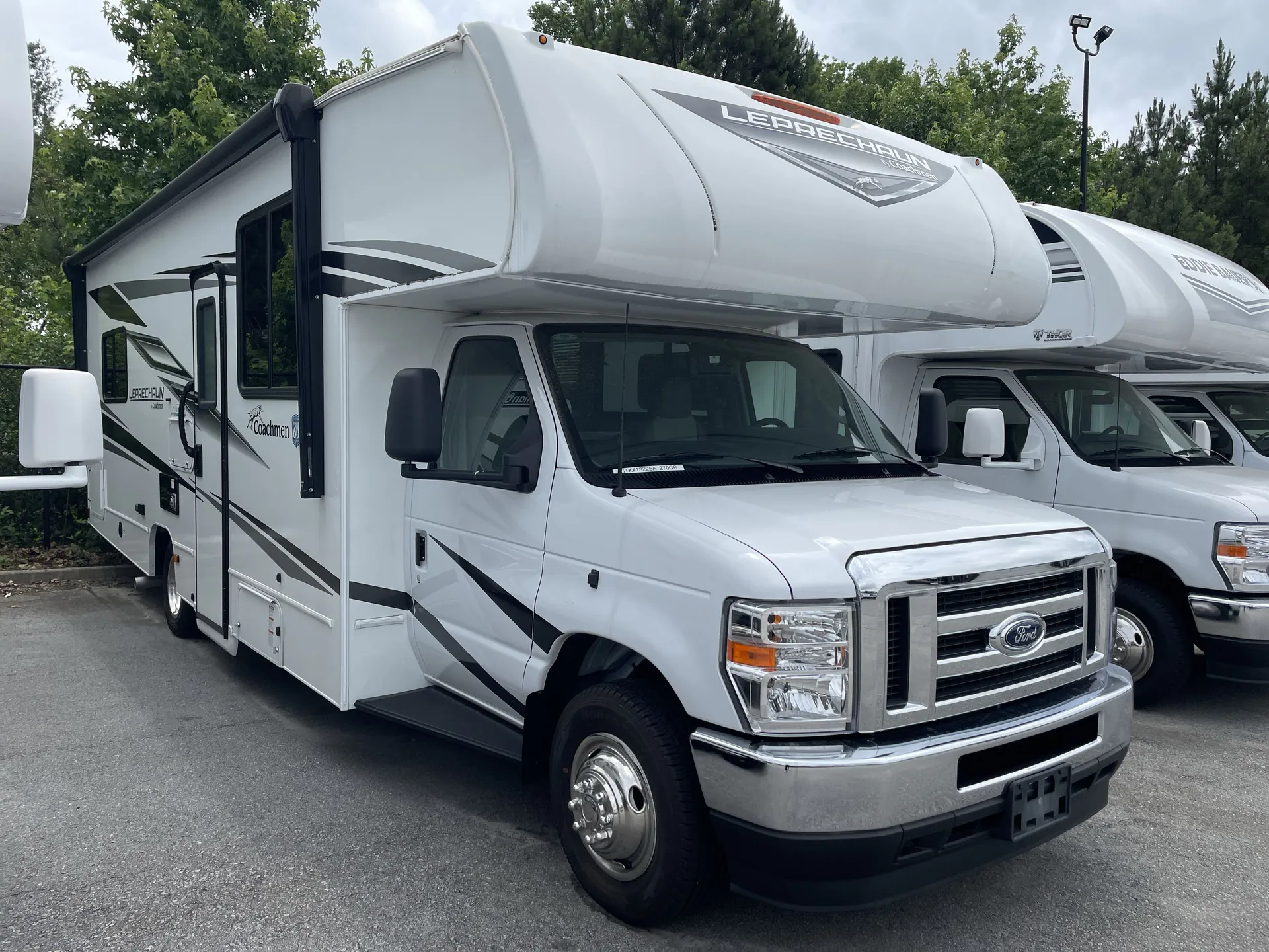 2026 Coachmen Leprechaun 210QSS - Photo 2