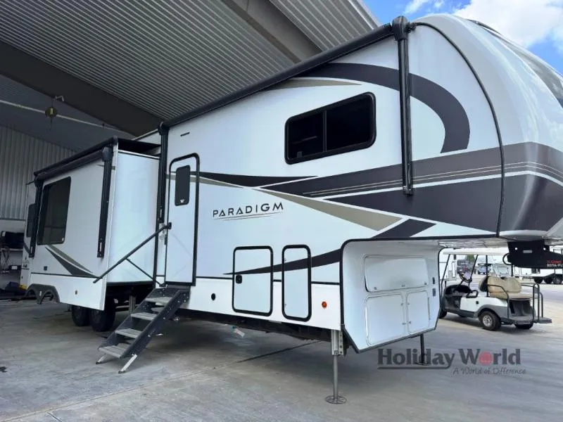2024 Alliance RV Paradigm 395DS - Photo 2