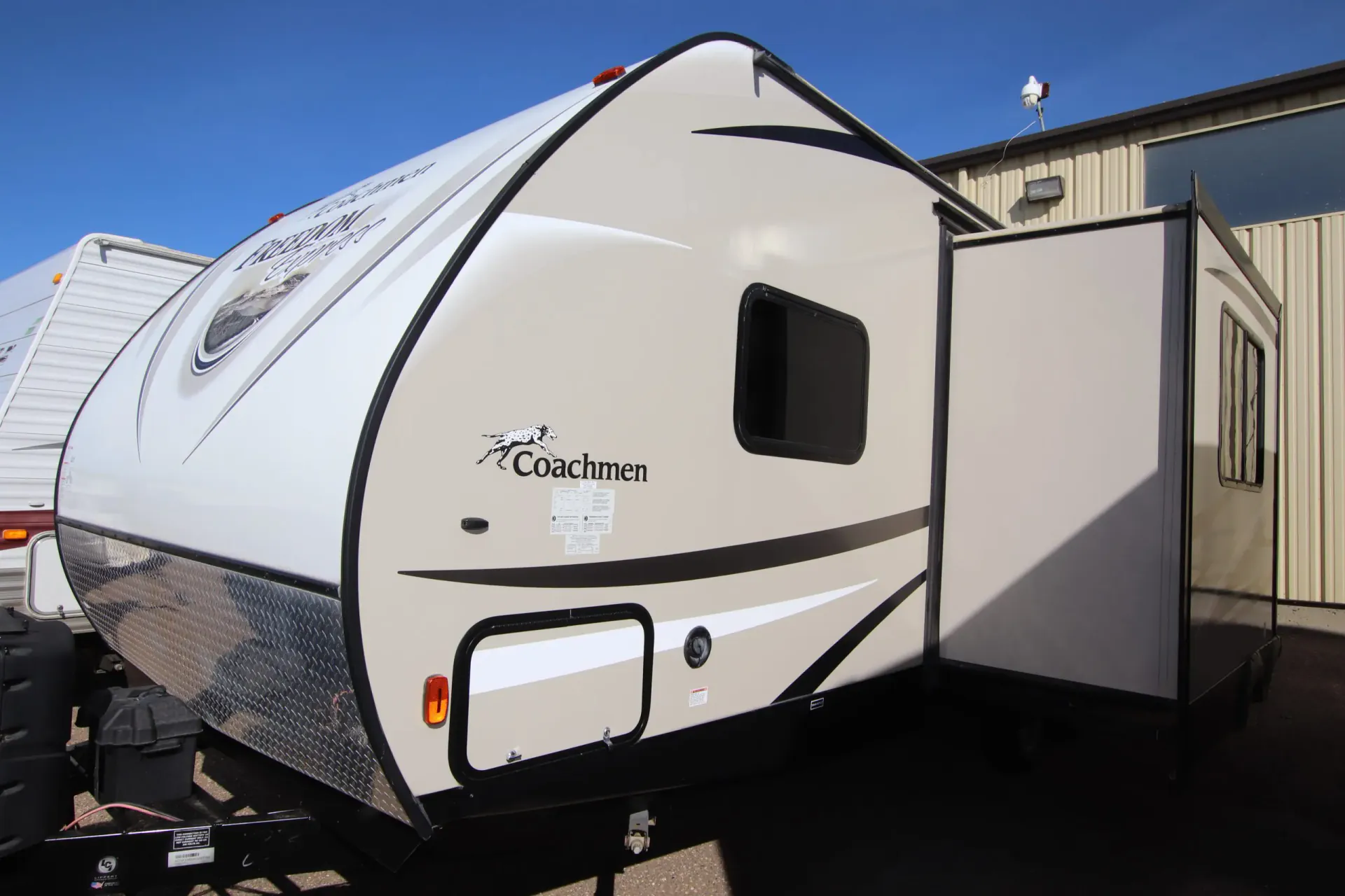 2017 Coachmen Freedom Express Select 23 SE - Photo 3