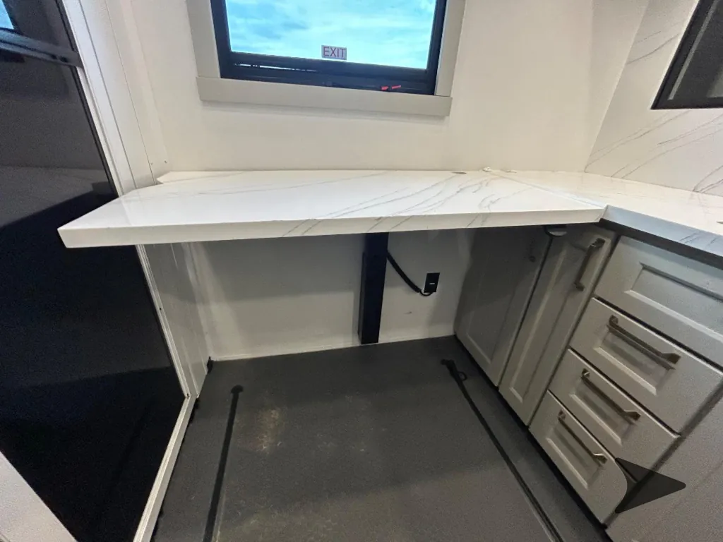 2025 Brinkley Model G 3250, Photos photo 46
