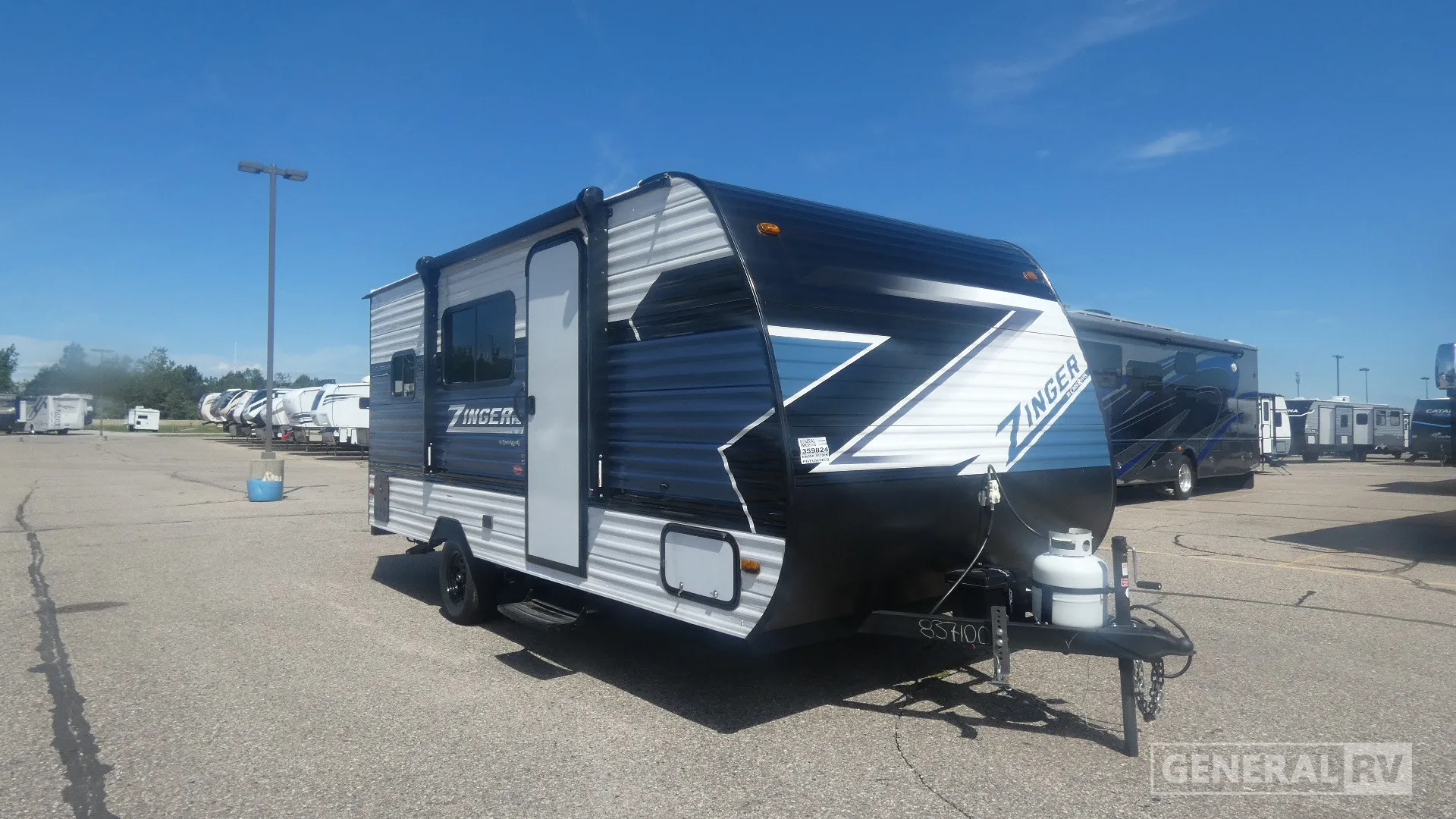 2025 Crossroads RV Zinger 18RK - Photo 2