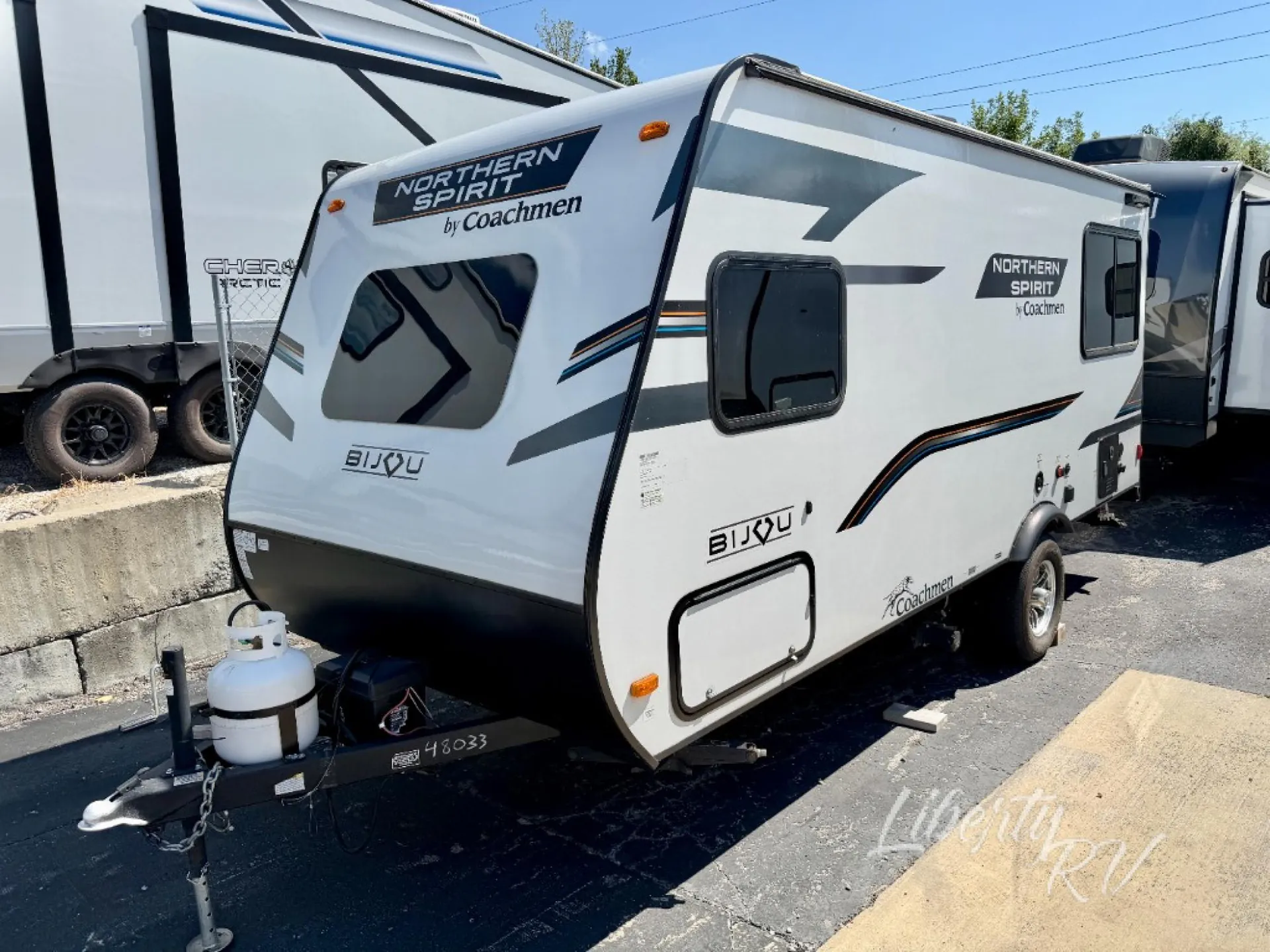 2025 Coachmen Northern Spirit Bijou 16RDB - Photo 3