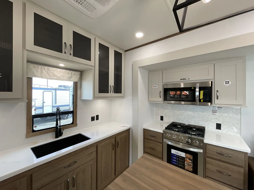 2027 Forest River Mesquite 3850HBRK, Photos photo 9