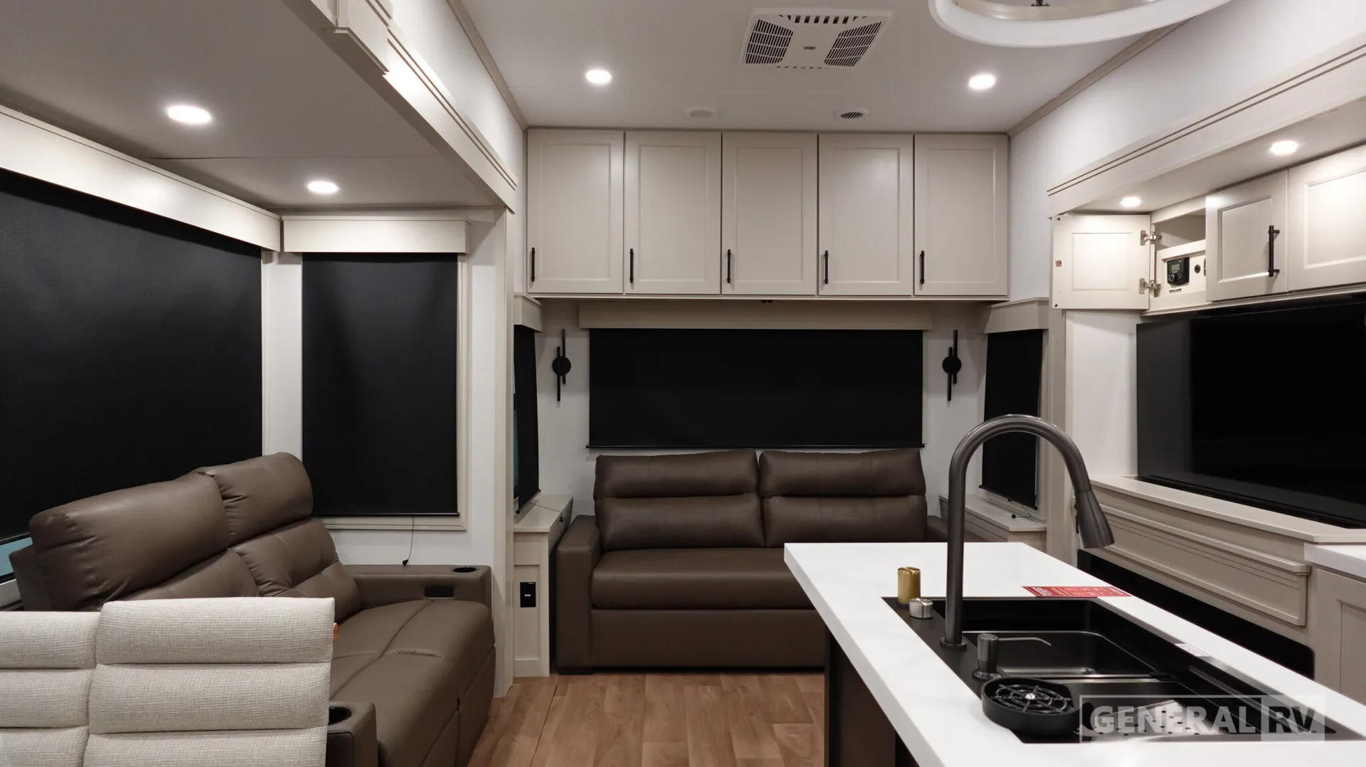 2026 Grand Design Solitude 310GK - Photo 3