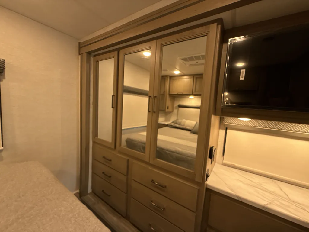 2026 Thor Motor Coach Freedom Traveler A29, Photos photo 12