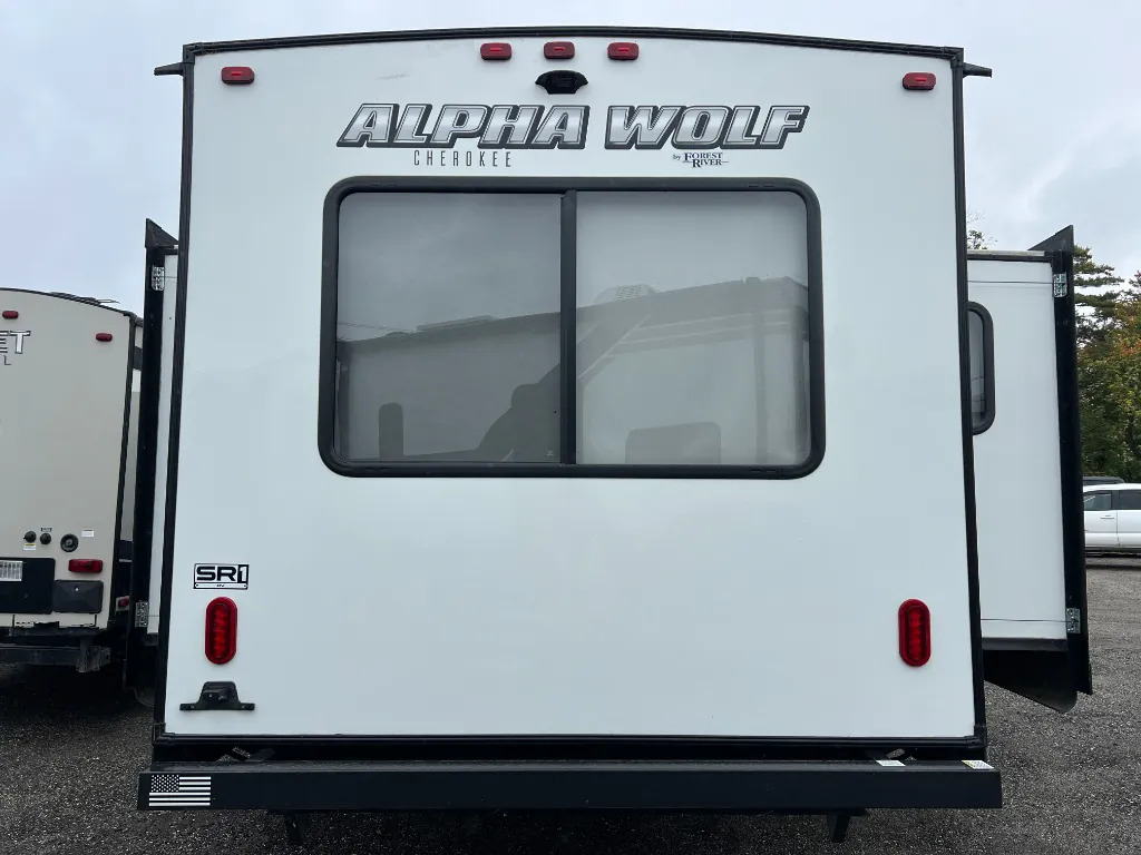 2020 Forest River Cherokee Alpha Wolf 26RL-L, Photos photo 6