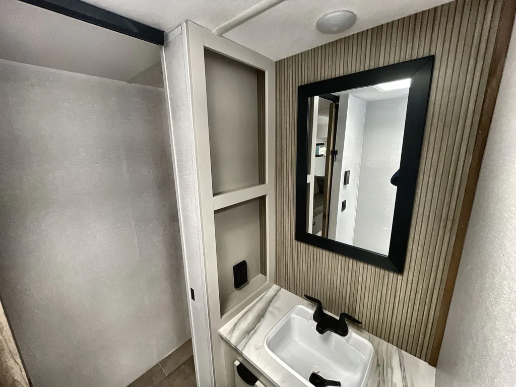 2026 Forest River Airelume 285, Photos photo 18