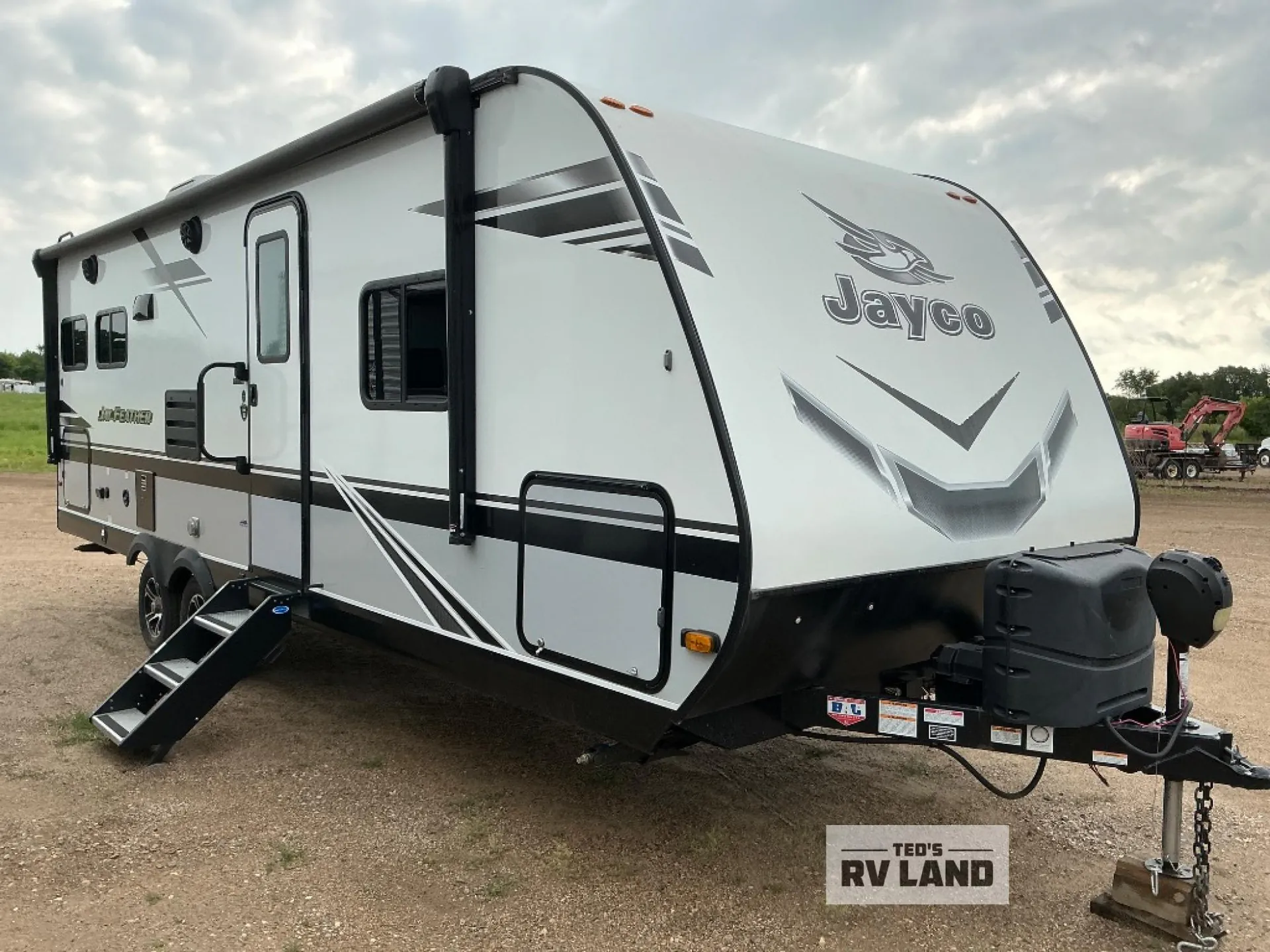 2021 Jayco Jay Feather 24RL dealer photo 1 from Ted's RV Land