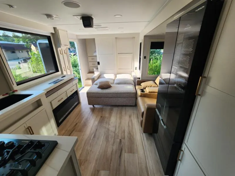 2026 Brinkley Model I 294, Photos photo 34