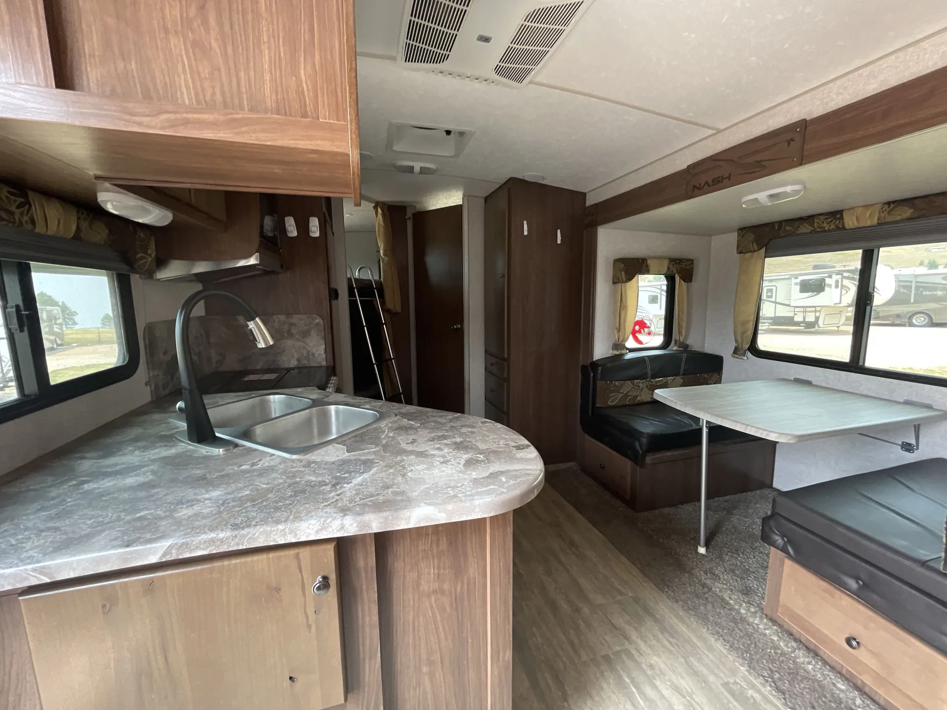 2023 Northwood Nash 24B — living area main
