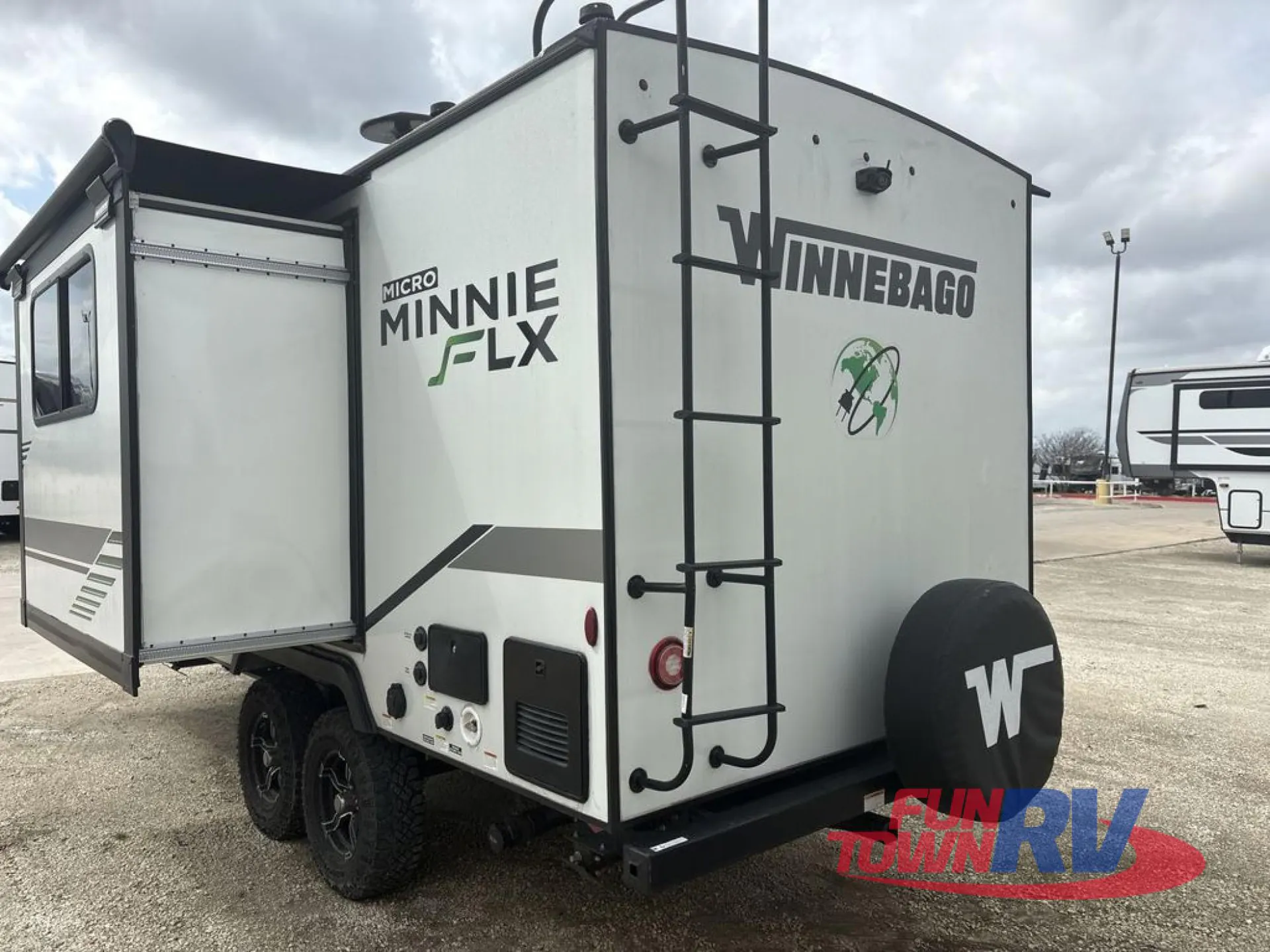 2022 Winnebago Micro Minnie FLX 2108FBS - Photo 4