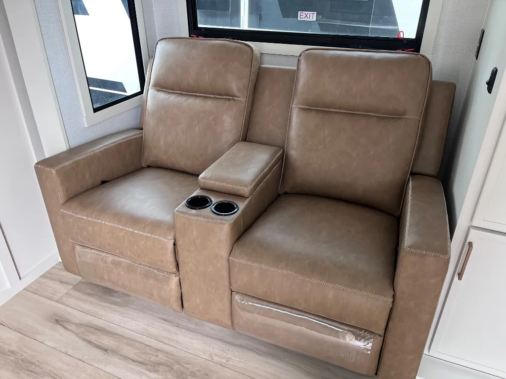 2026 Brinkley Model Ix 20X, Photos photo 10