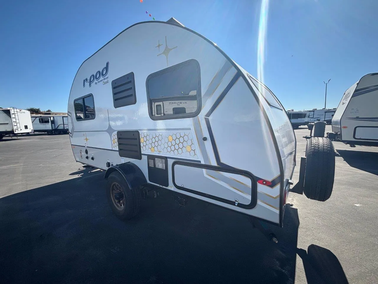 2024 Forest River R-Pod RP-171C - Photo 3