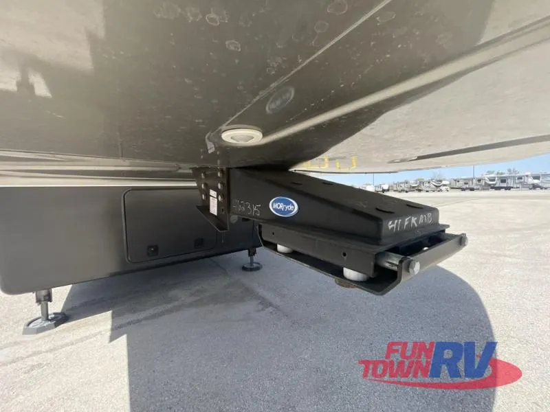 2021 DRV Mobile Suites 41FKMB - Photo 4