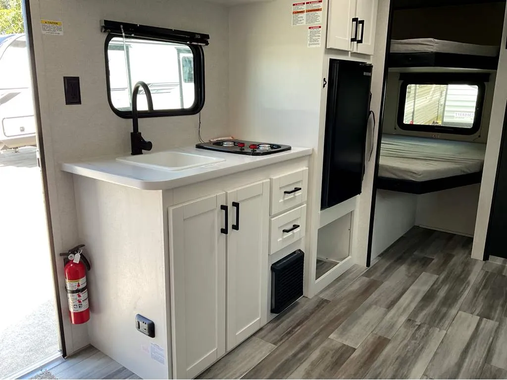 2026 Jayco Jay Flight SLX 178DBS - Photo 4