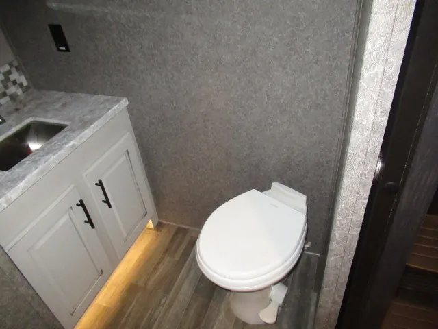 2020 Jayco North Point 387FBTS, Photos photo 30