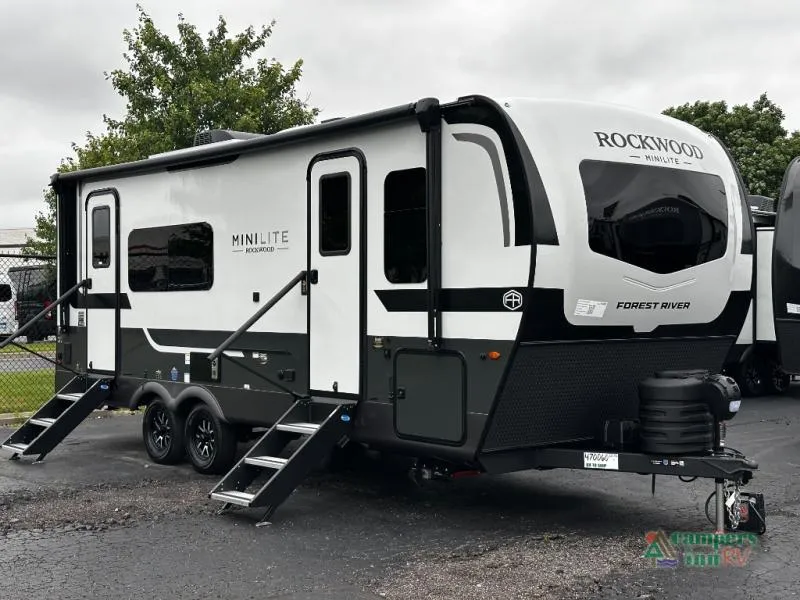 2027 Forest River Rockwood Mini Lite 2515S - Photo 2