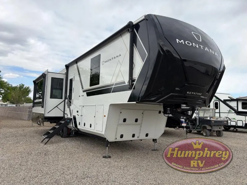 2026 Keystone Montana 3100RL - Photo 2