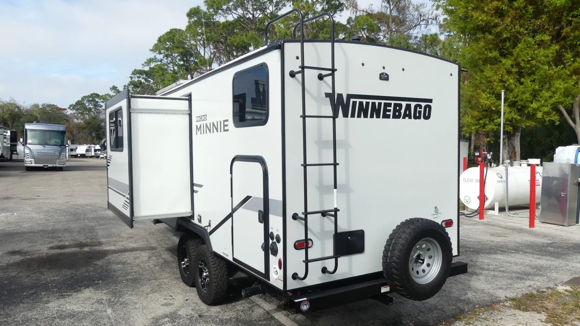 2022 Winnebago Micro Minnie 2306BHS - Photo 4