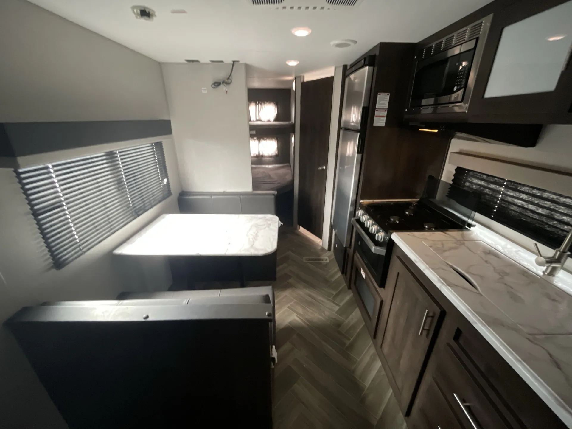2021 k-z rv Sportsmen 231RK — living area main