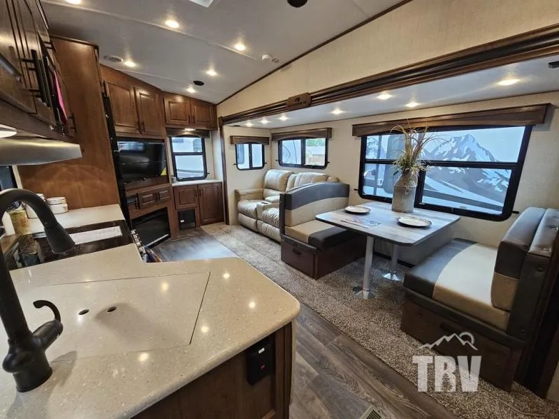 2024 Outdoors RV Glacier Peak Titanium Series 27MKS - Photo 4