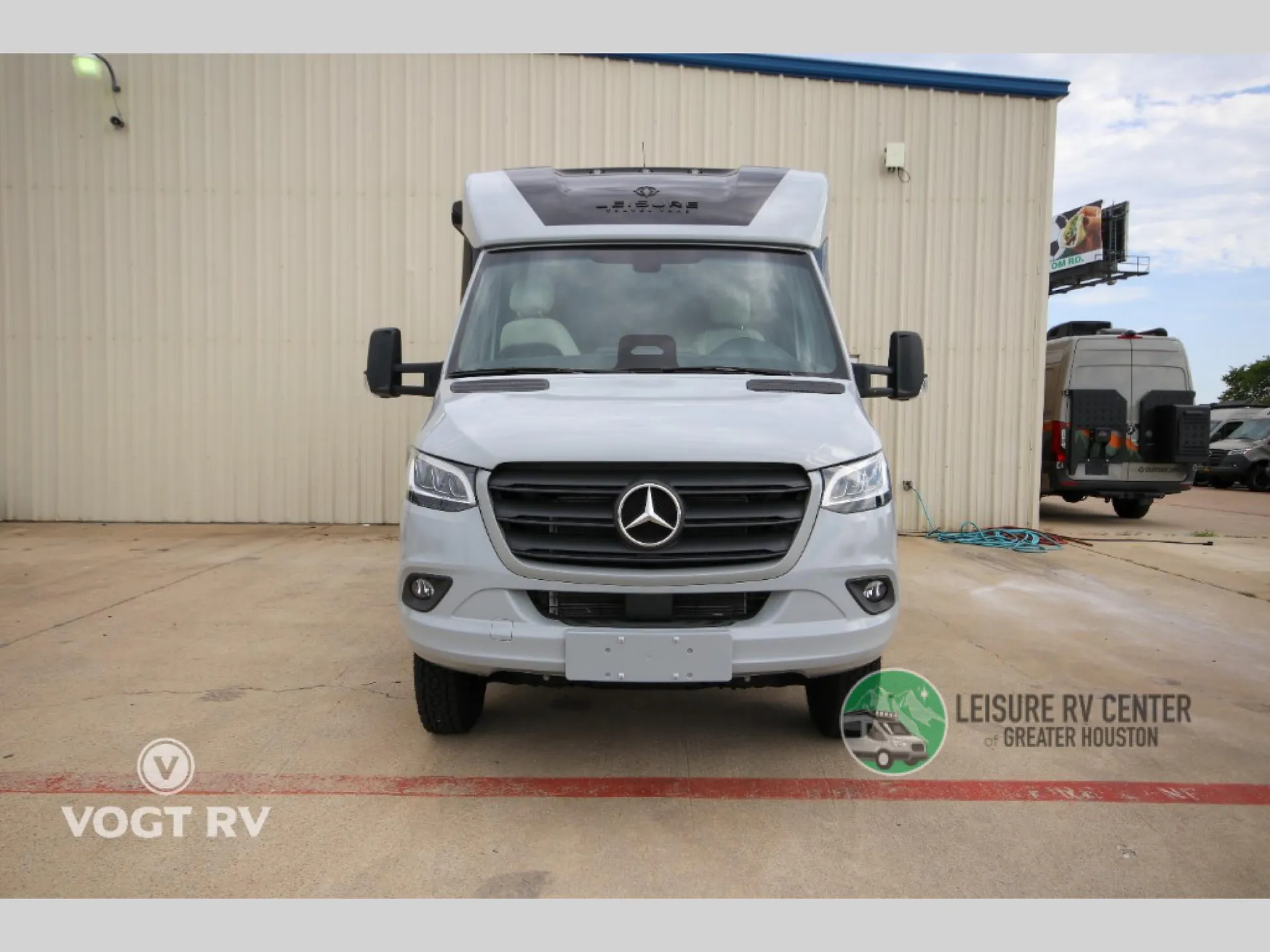 2026 Leisure Travel Unity TBX - Photo 3