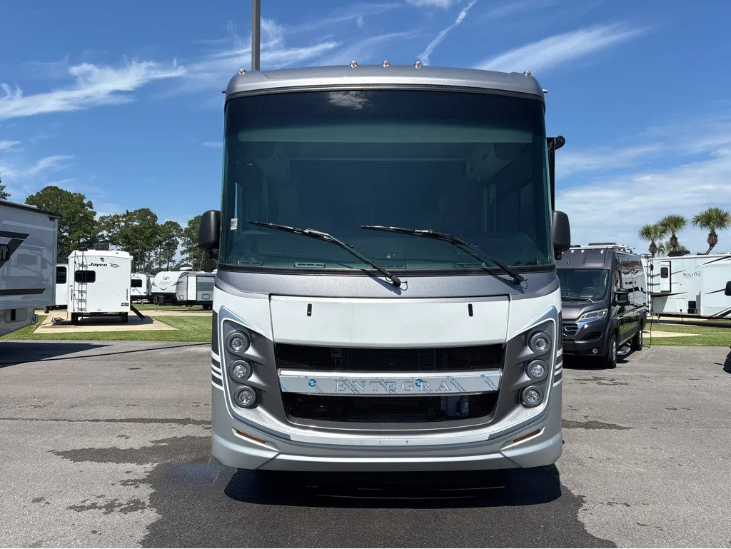 2026 Entegra Coach Vision XL 34G - Photo 3