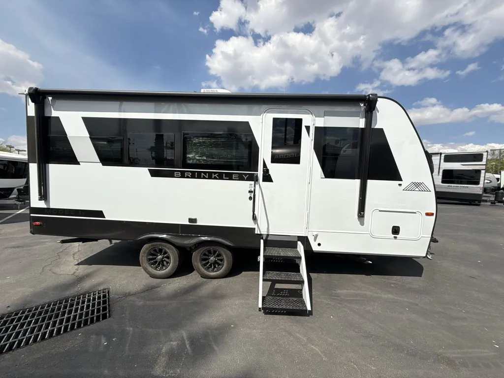 2026 Brinkley Model Ix 20X, Photos photo 4