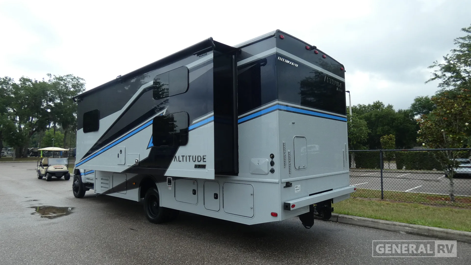 2026 Fleetwood Altitude 30SB - Photo 4