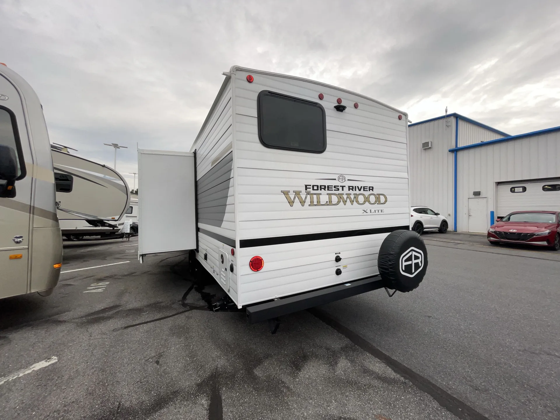2027 Forest River Wildwood 263BHXL — campside