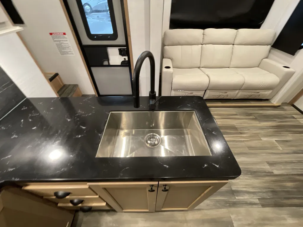 2023 Forest River XLR Nitro 351, Photos photo 33