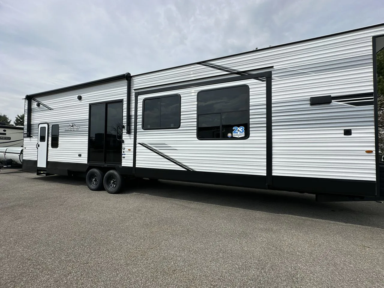 2026 Jayco Jay Flight Bungalow 404LOFT DS