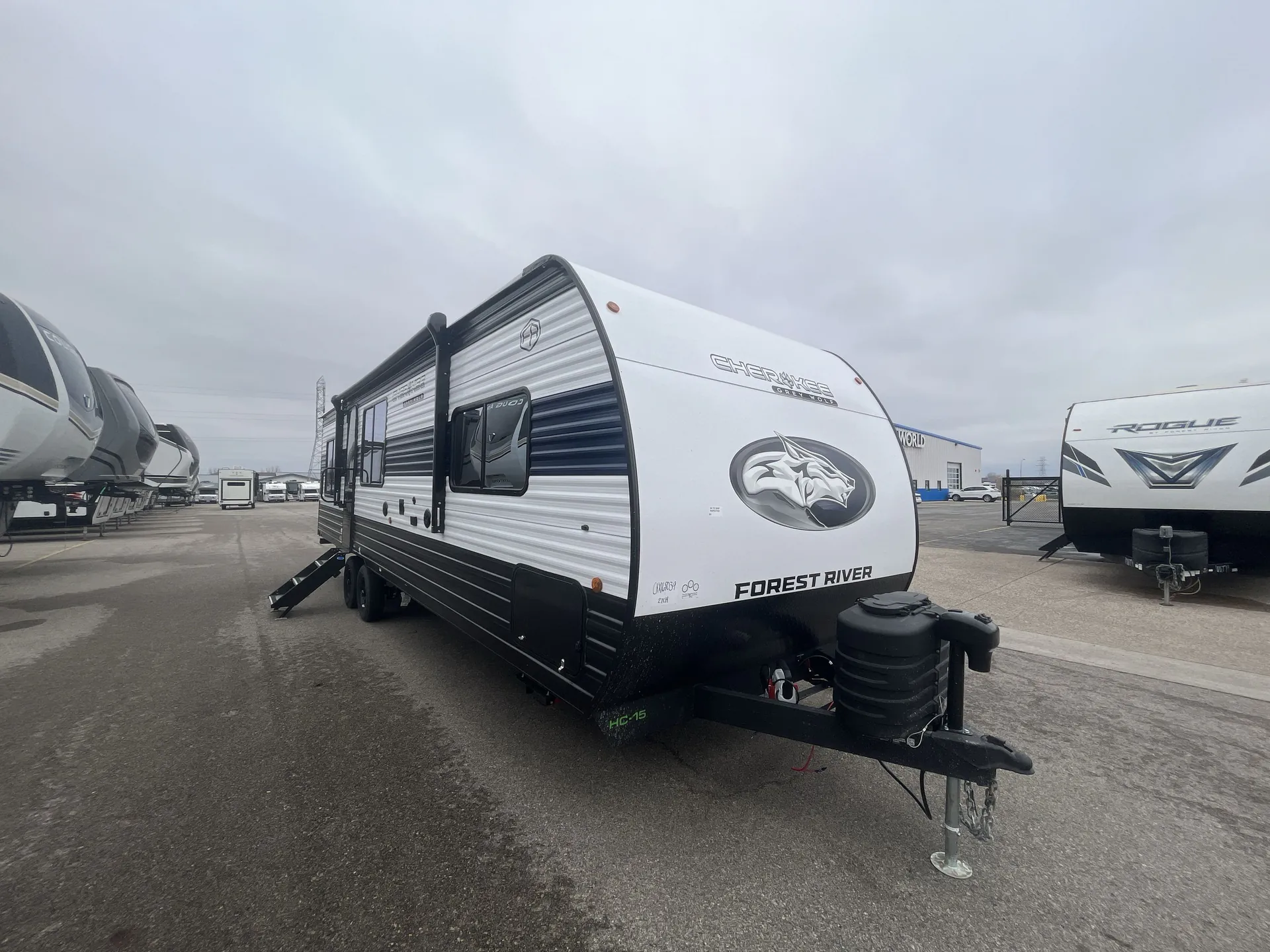 2026 Forest River Cherokee Grey Wolf 27LH - Photo 2