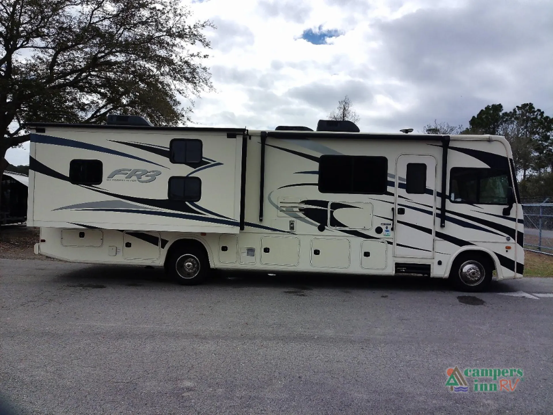 2021 Forest River FR3 32DS — Photo 7