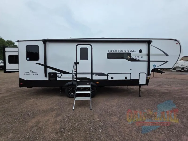 2026 Coachmen Chaparral Lite 218SE - Photo 4