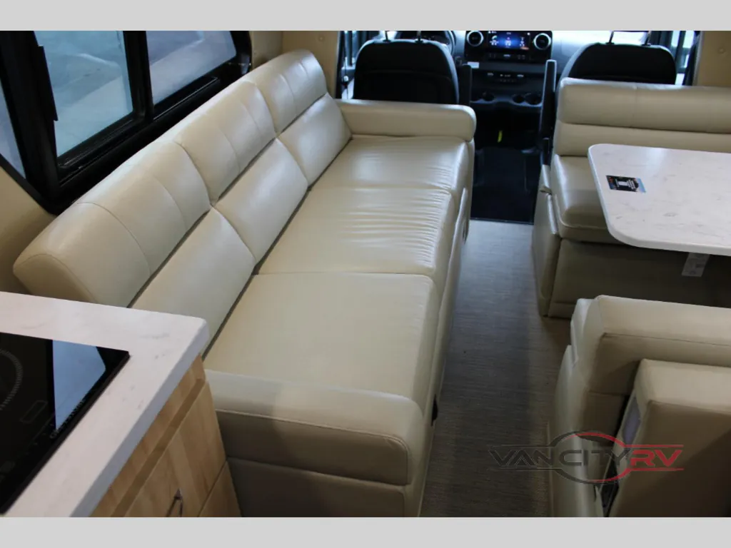 2025 Chinook RV Summit SS, Photos photo 38