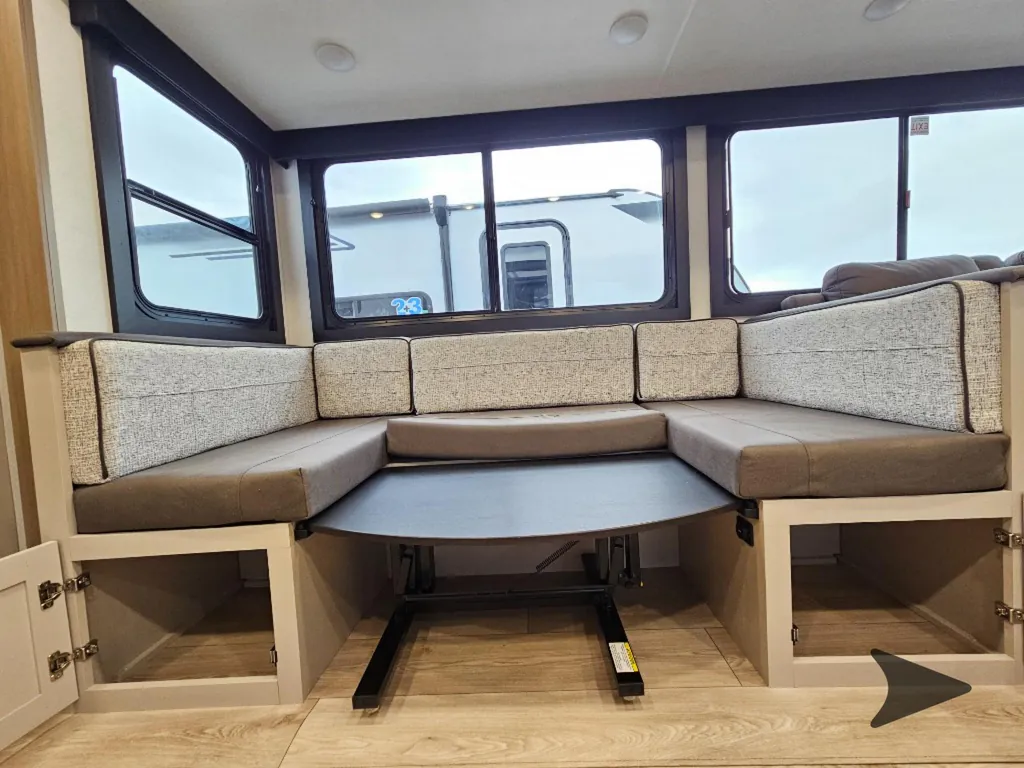 2027 Jayco Jay Feather 29BHB, Photos photo 17