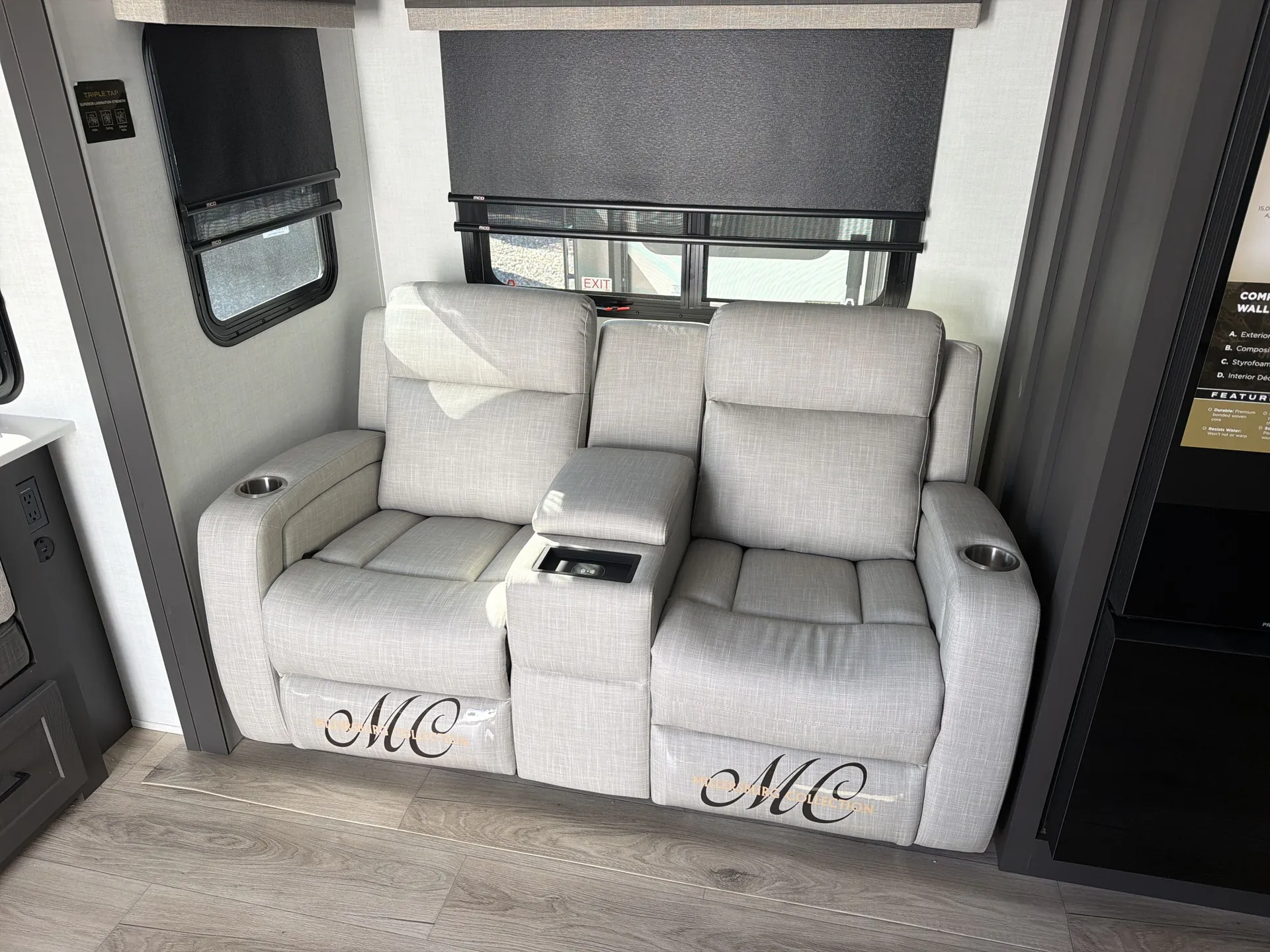 2027 Forest River Rockwood Ultra Lite 2618RD — living area main