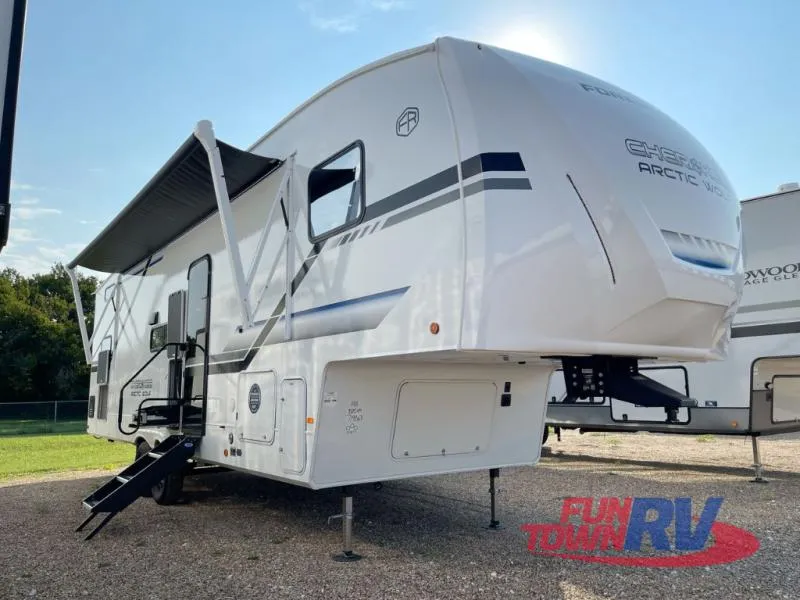 2026 Forest River Cherokee Arctic Wolf 285OPT - Photo 2