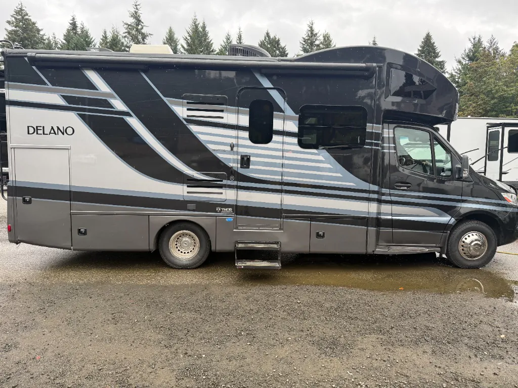 2021 Thor Motor Coach Delano 24RW - Photo 2