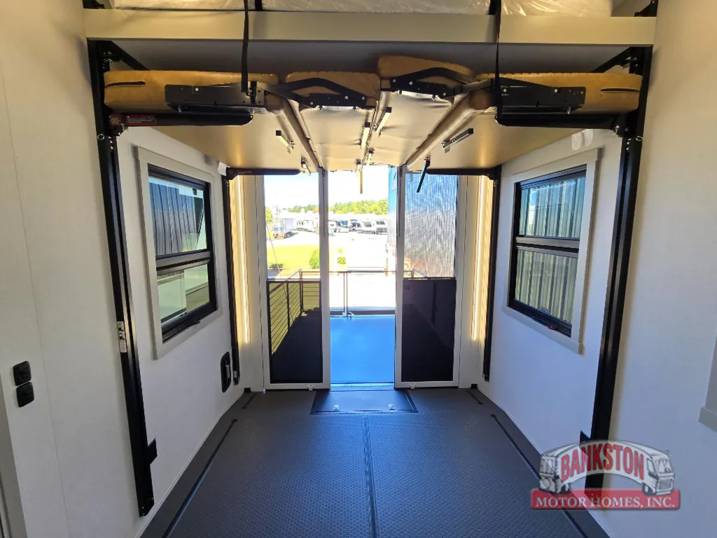 2026 Brinkley Model G 3970, Photos photo 21