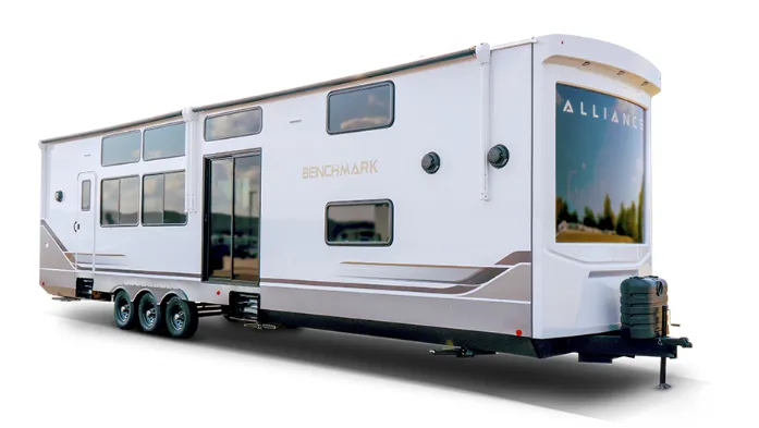 Benchmark 42LFT exterior