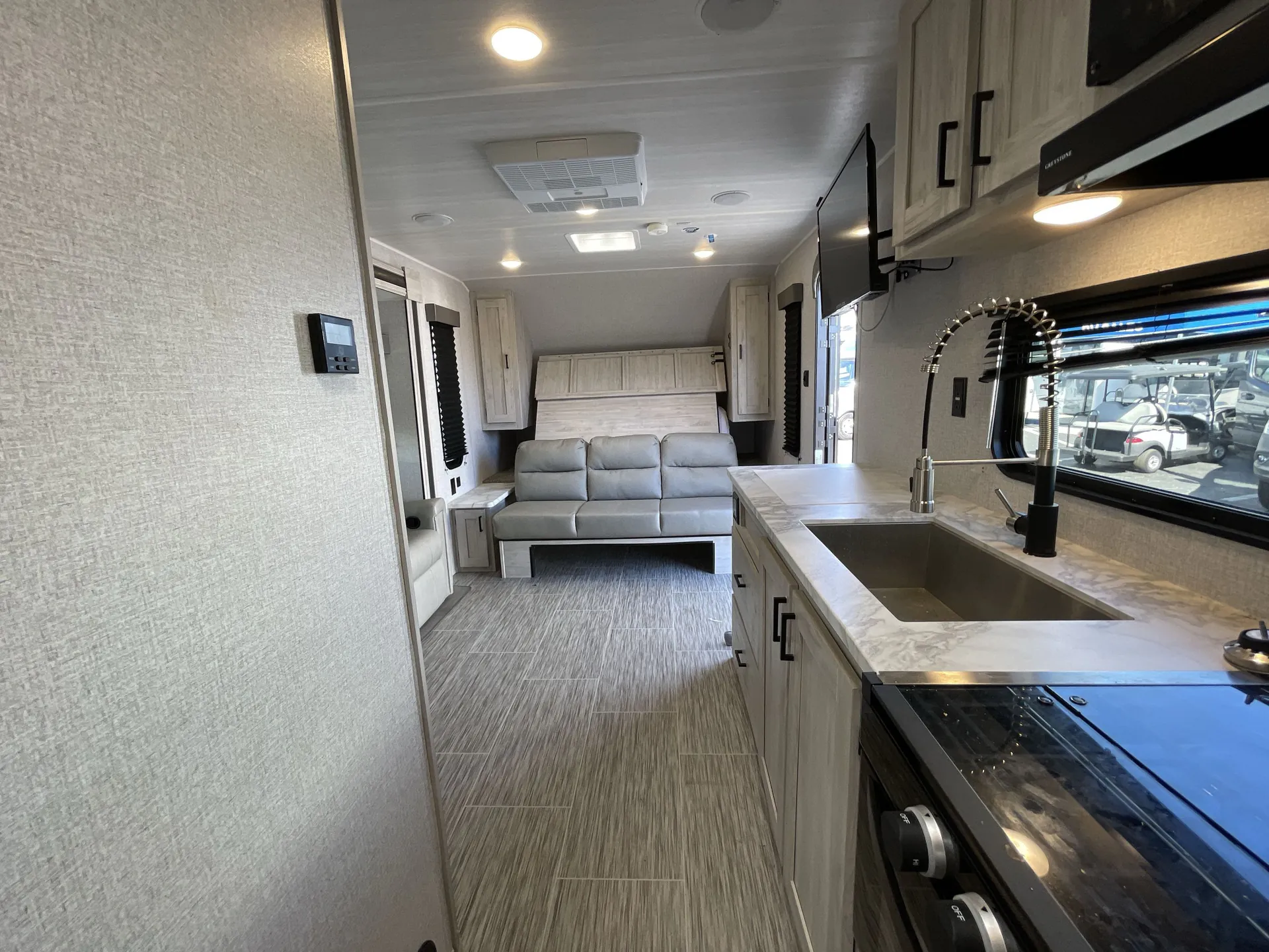 2023 East to West Silver Lake 18MMB — living area main