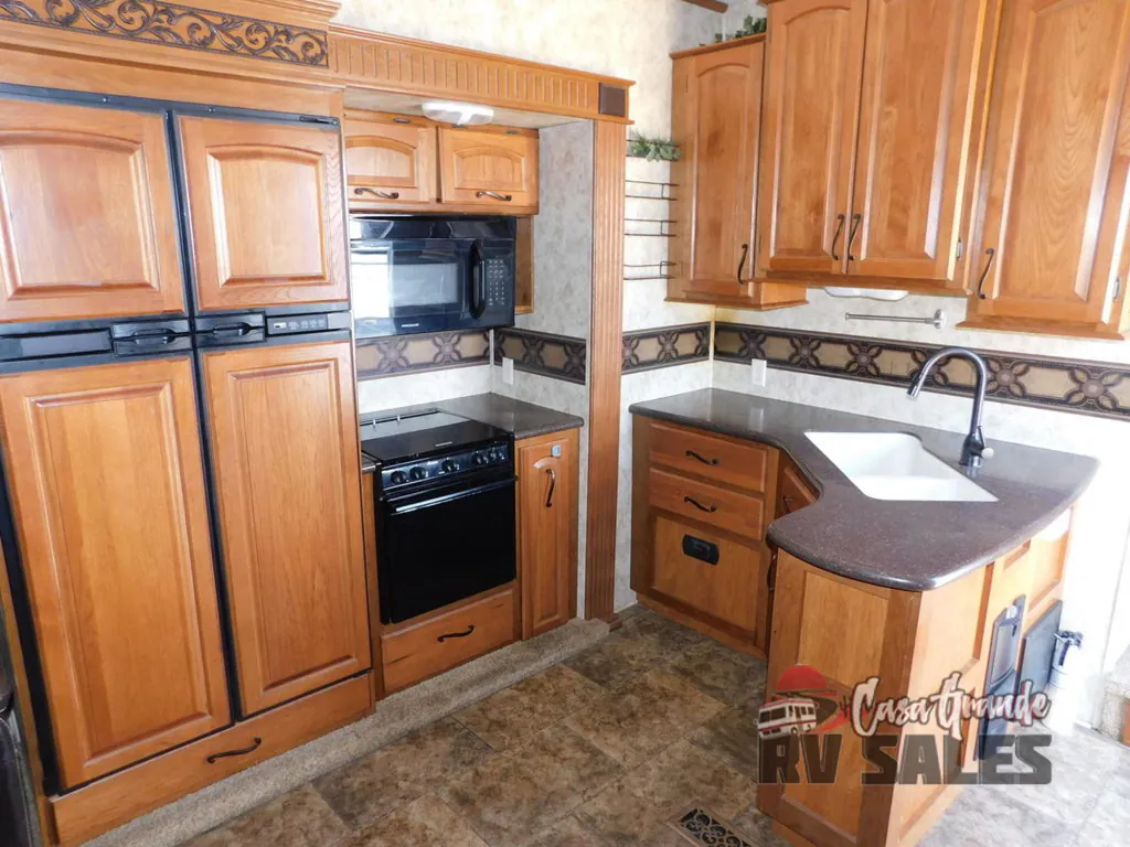 2012 Keystone Montana 3100RL, Photos photo 9